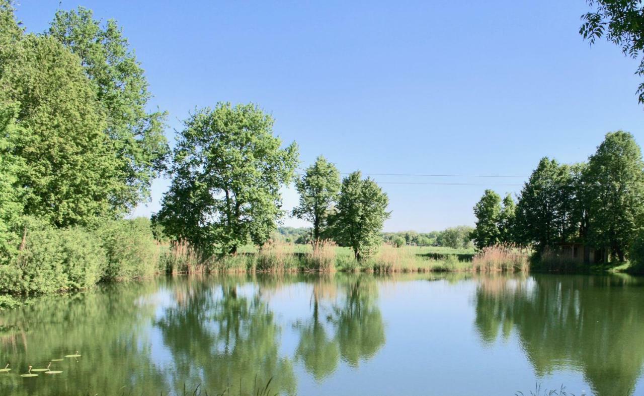 Gaestehaus Gaumenflug Am See ギュンツブルク エクステリア 写真